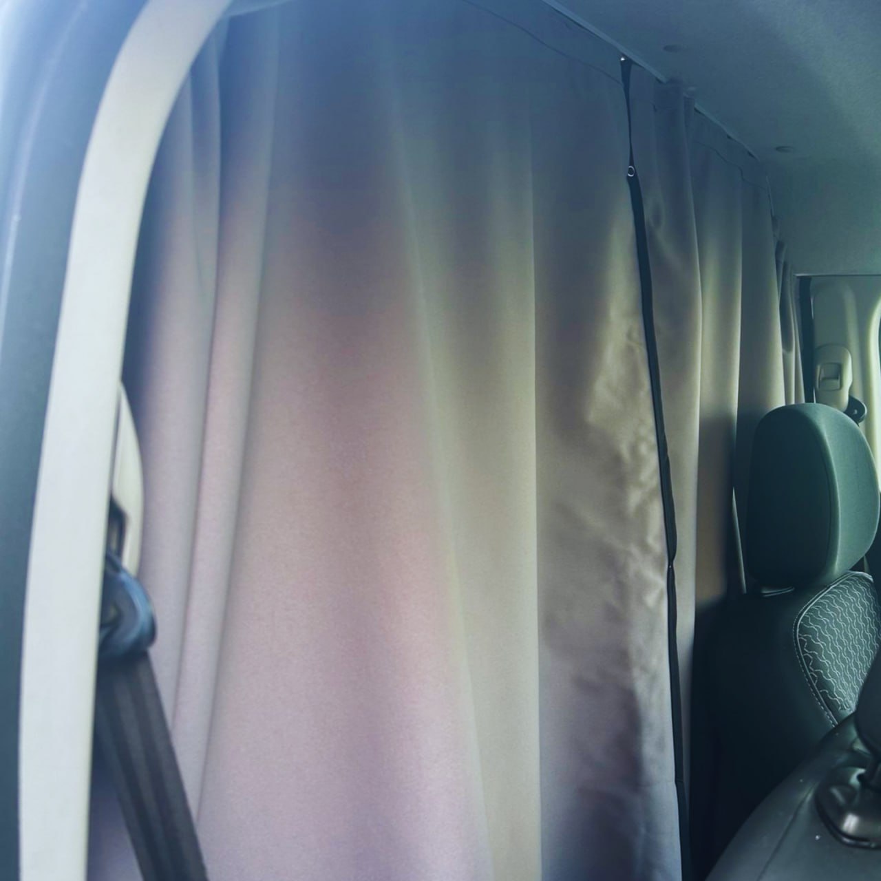 For Mercedes Vito Cab Divider Curtain Kit with Rail Premium Quality - Van-X