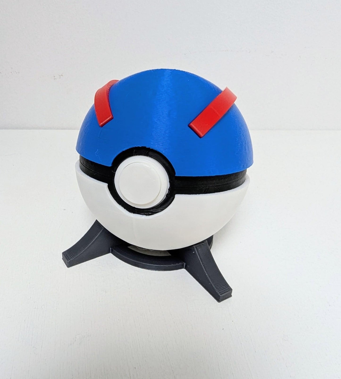 Pokeball Game Card Holder | Switch or DS Interior | 8-Card Pokemon Storage