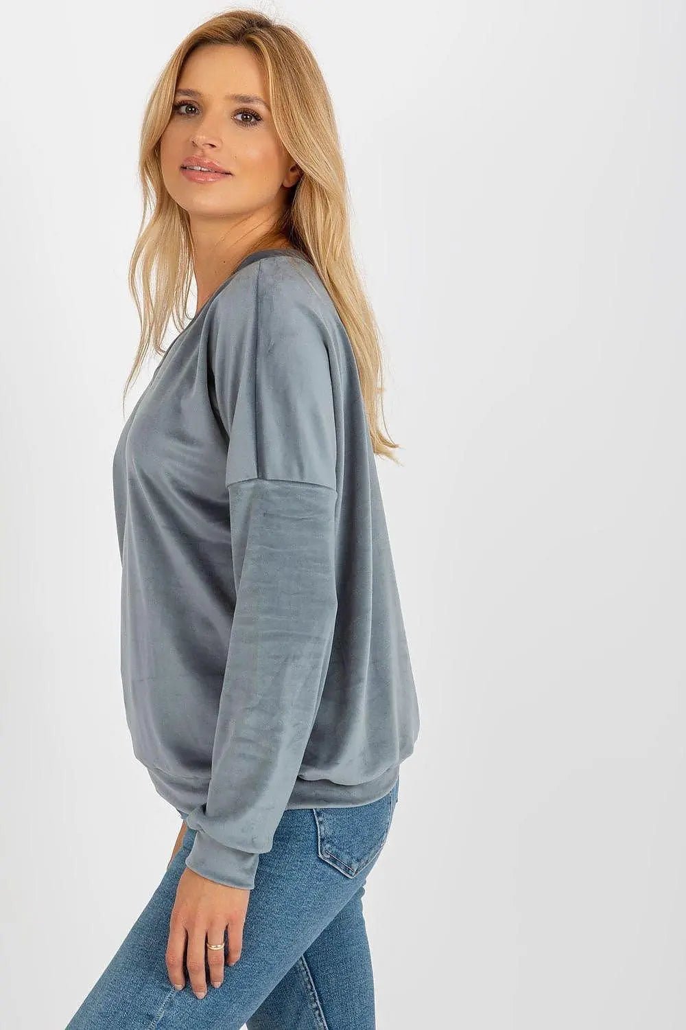 Relevance casual styling velour sweatshirt