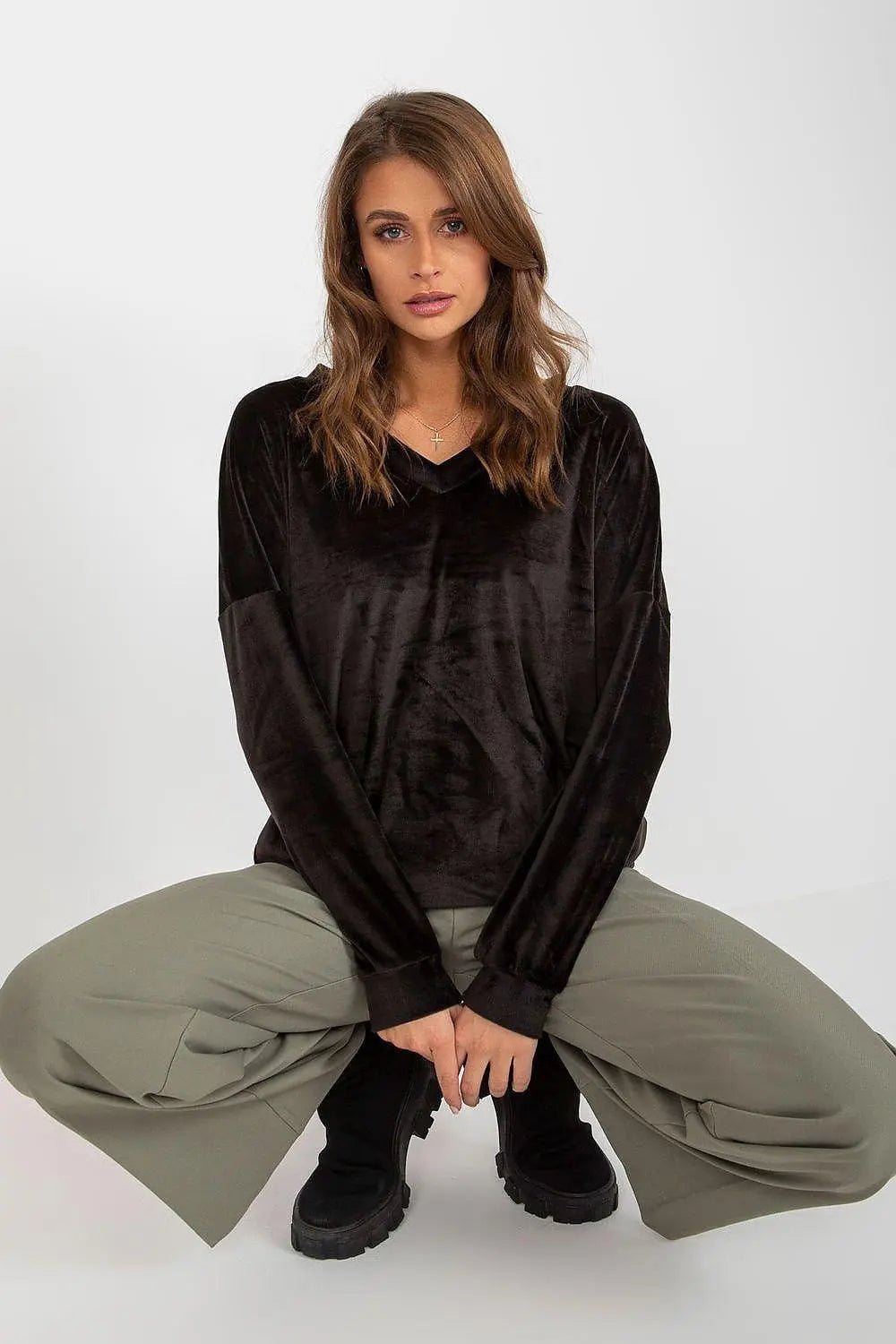 Relevance casual styling velour sweatshirt