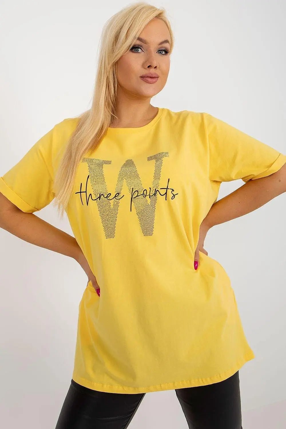 Relevance short sleeves and round neckline blouse
