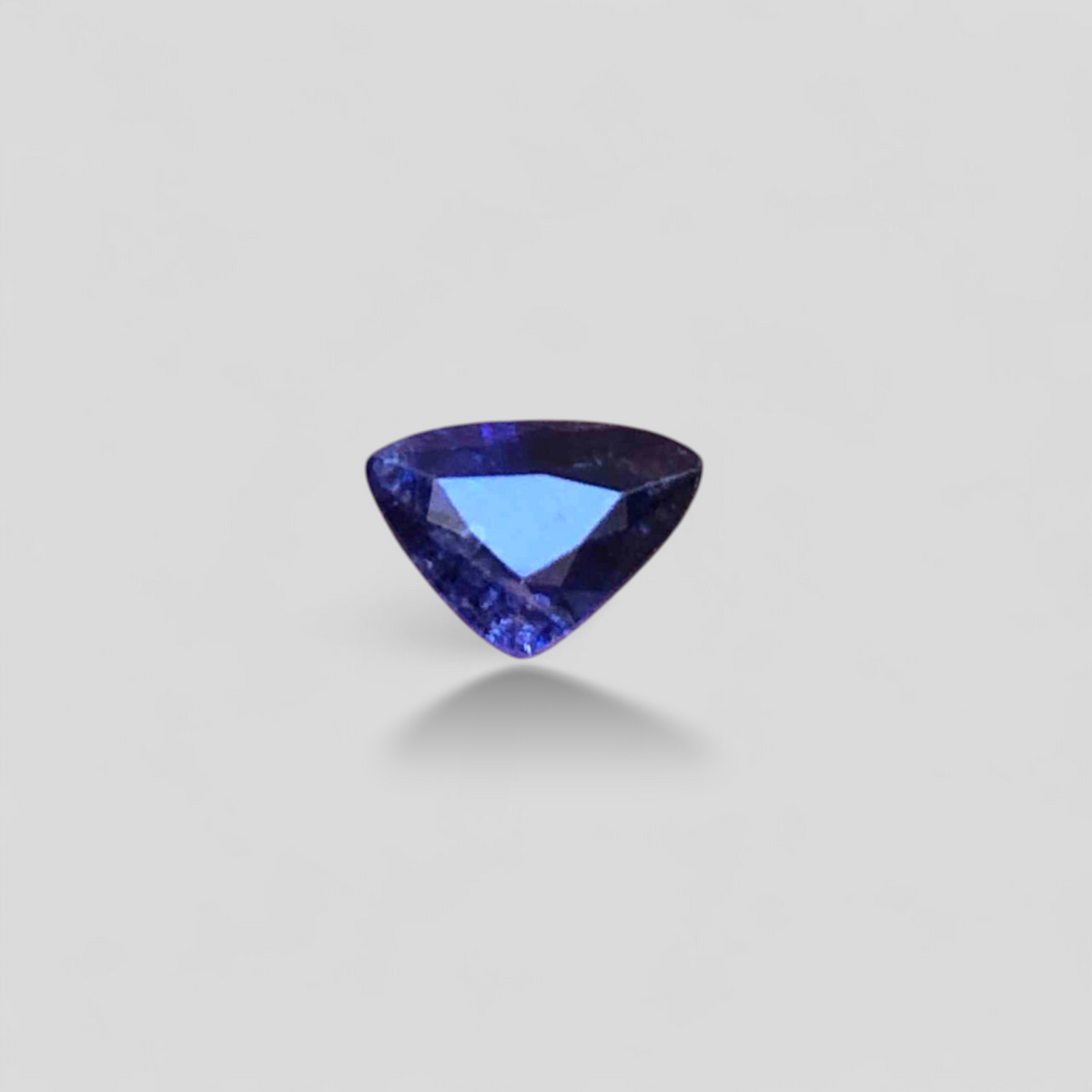 0.90ct Natural Ceylon Sapphire -  September Birthstone