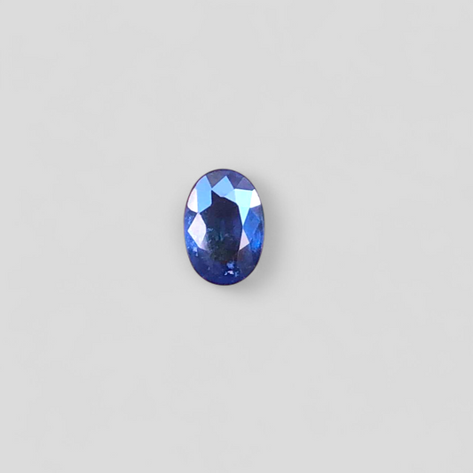 0.90ct Natural Ceylon Sapphire -  September Birthstone