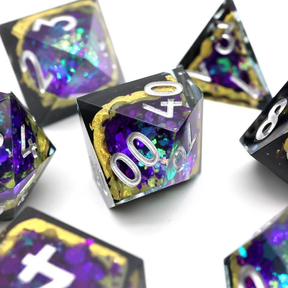 Royal Nebula | Sharp Edge Dice | Resin | 7 Piece Set