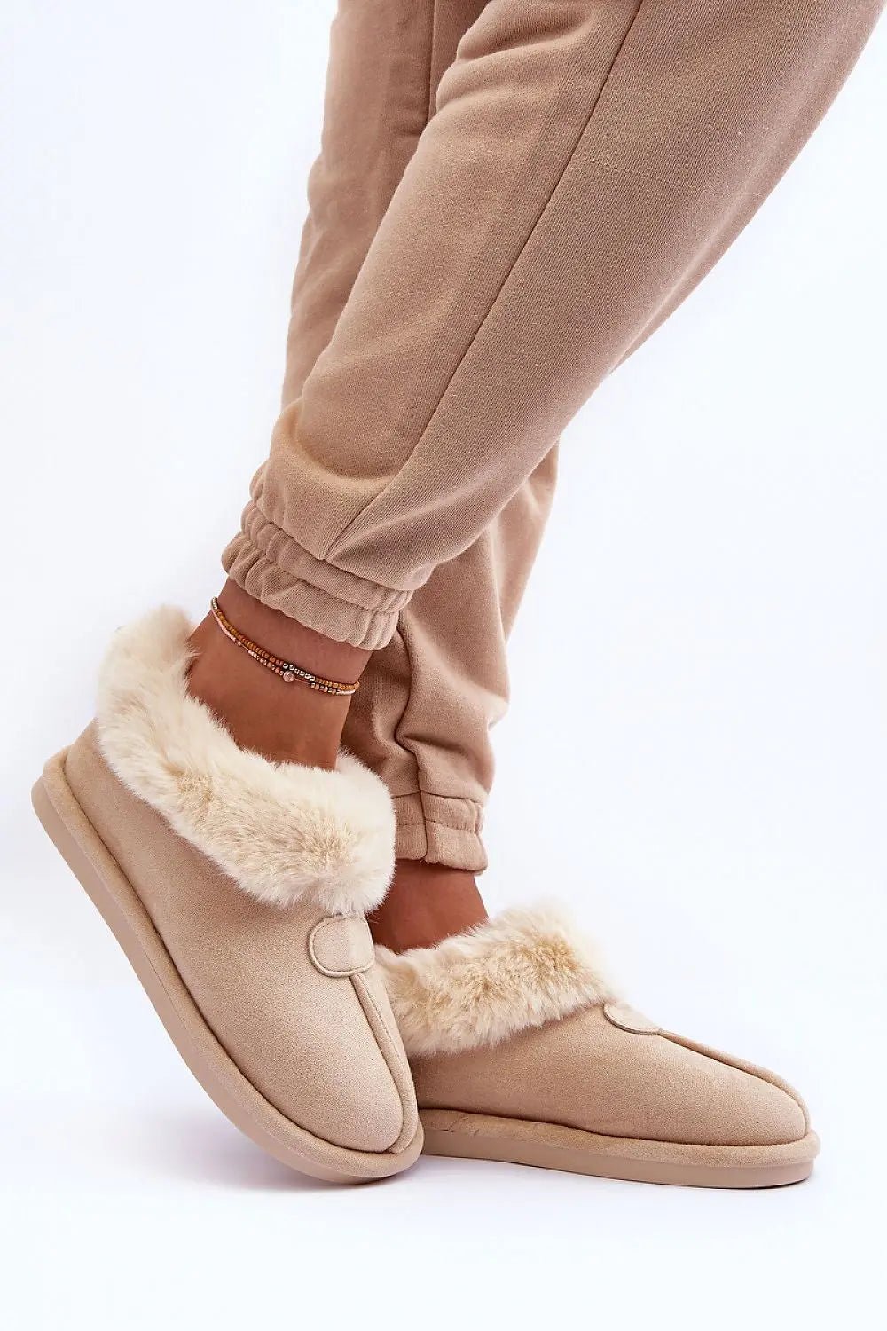 Slippers model 188687 Step in style