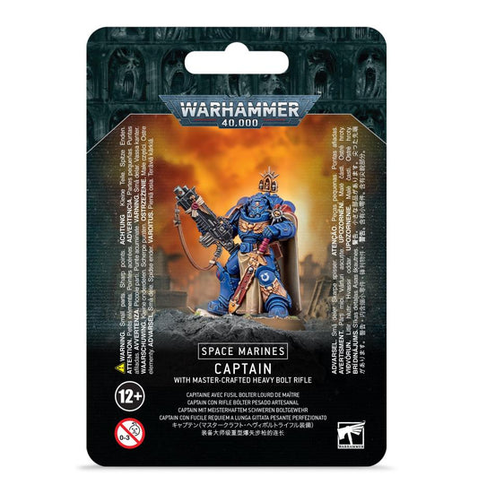 Space Marine: Captain With Master-Crafted Bolt Rifle