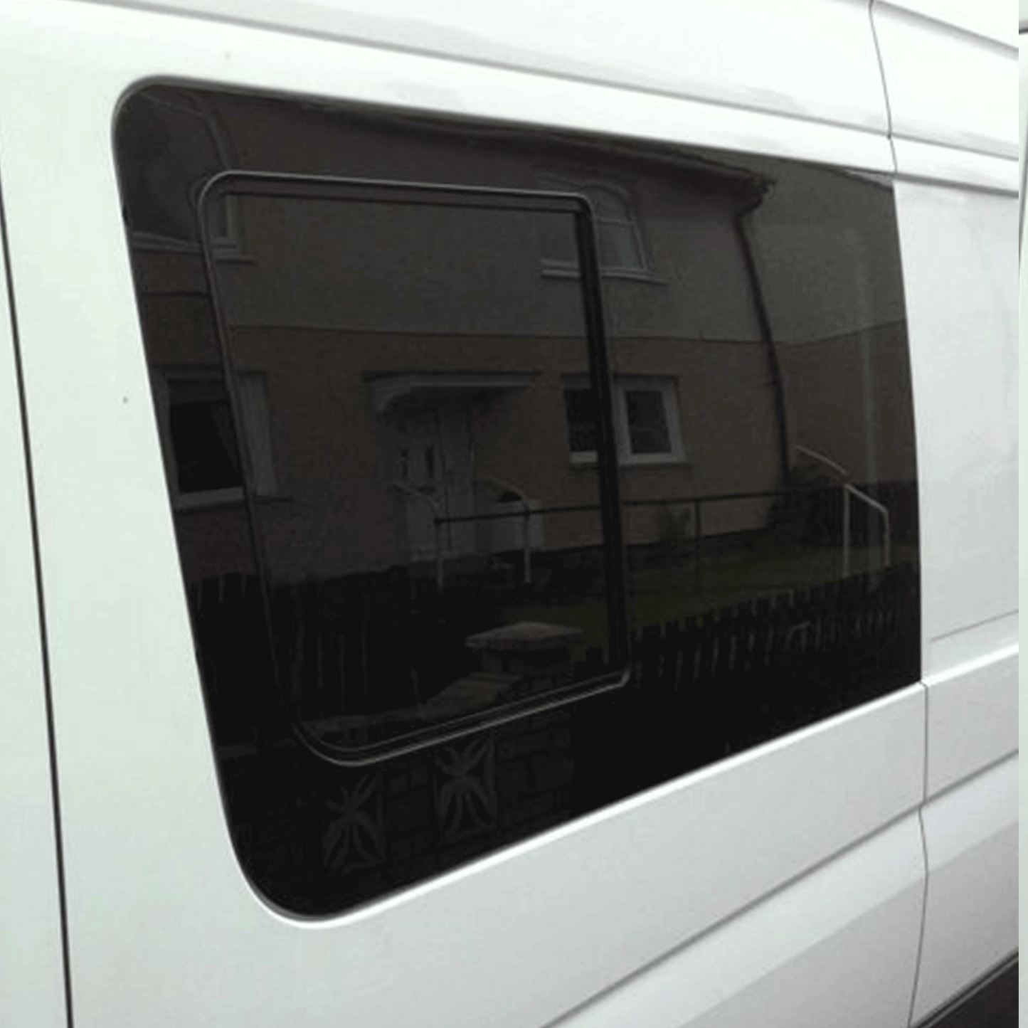 Mercedes Sprinter MK3 Sliding Side Window – Limo Tinted Glass (2006-2018) - Van-X