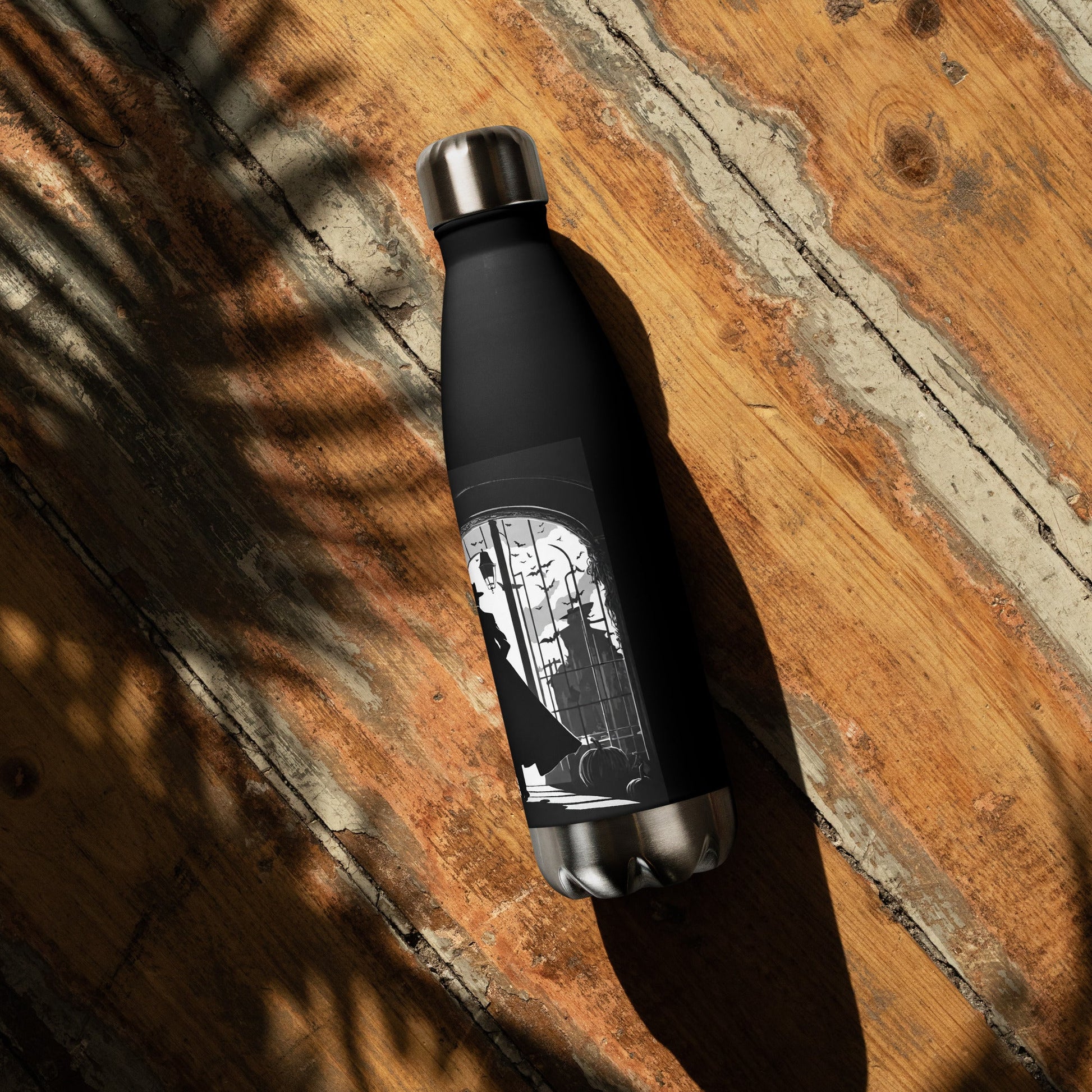 Stainless steel water bottle