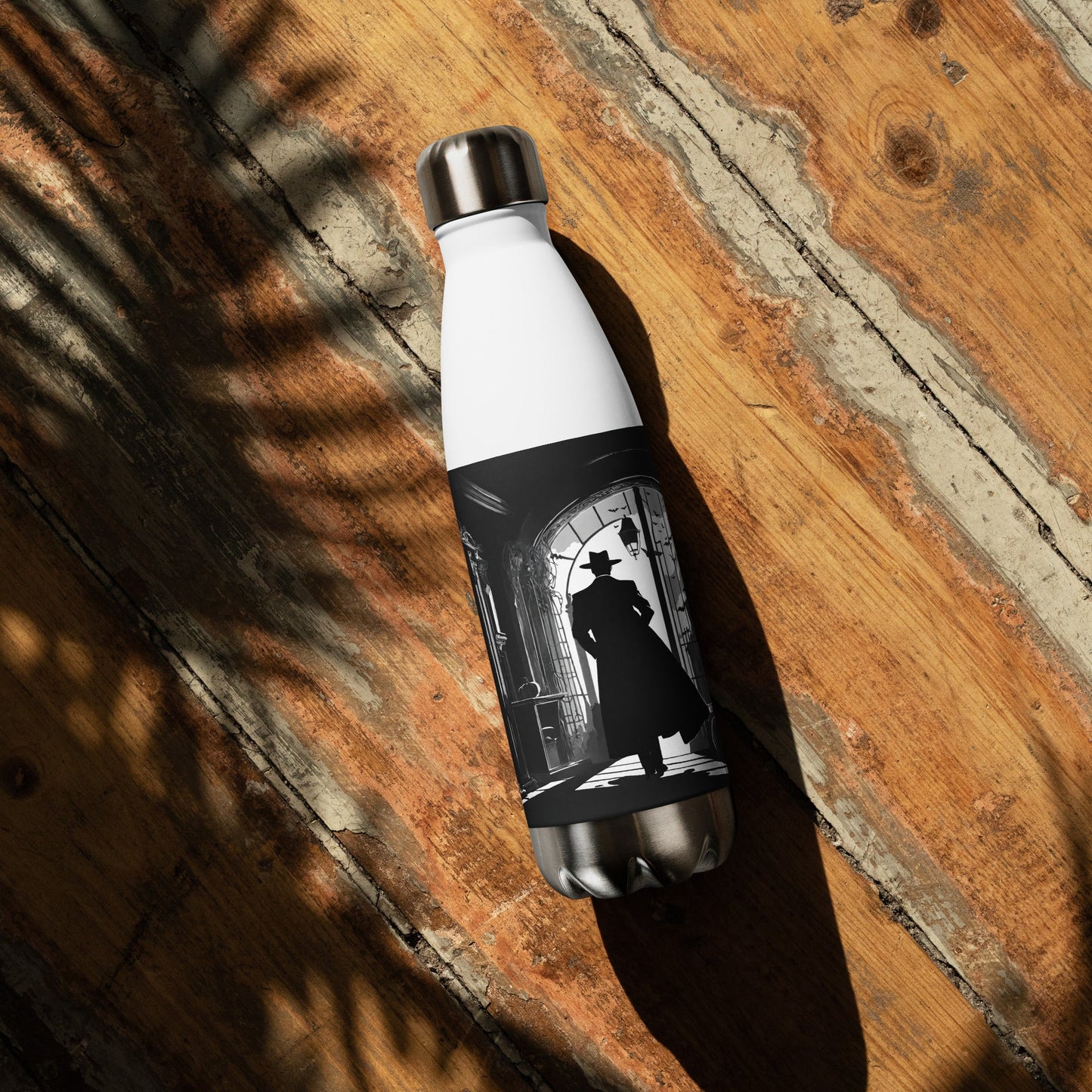 Stainless steel water bottle