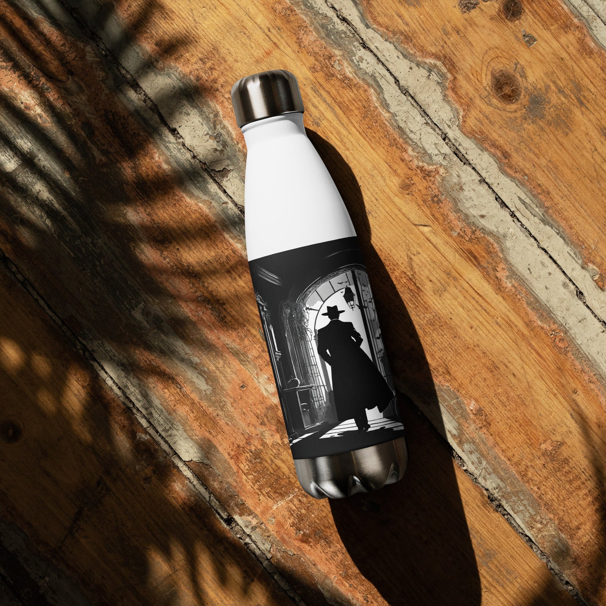 Stainless steel water bottle