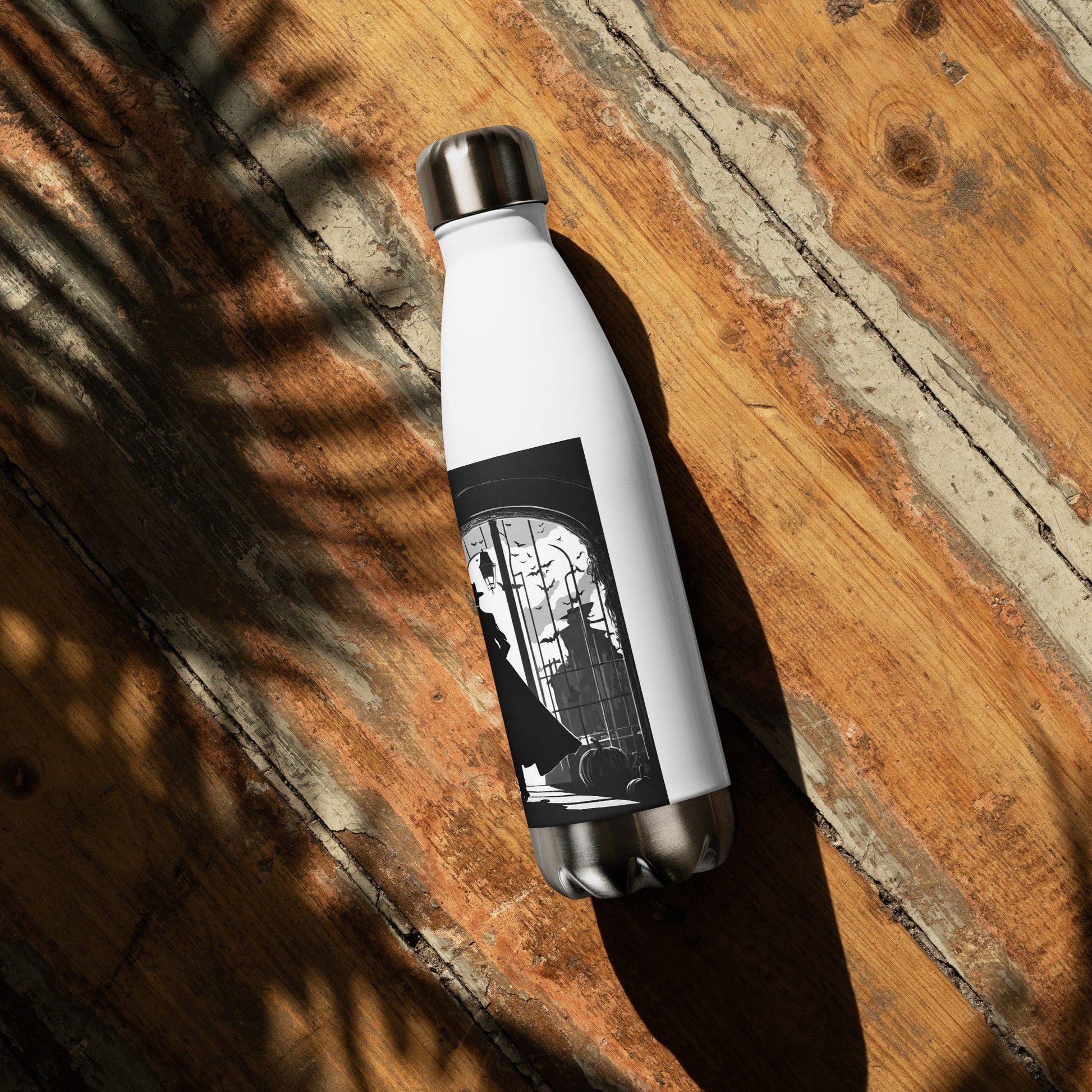 Stainless steel water bottle
