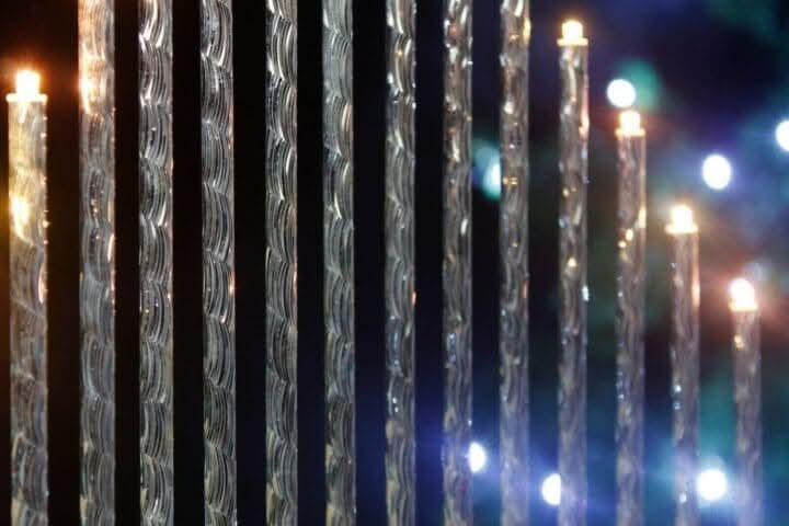 Christmas 15 LED Silver Twisted Candle Bridge