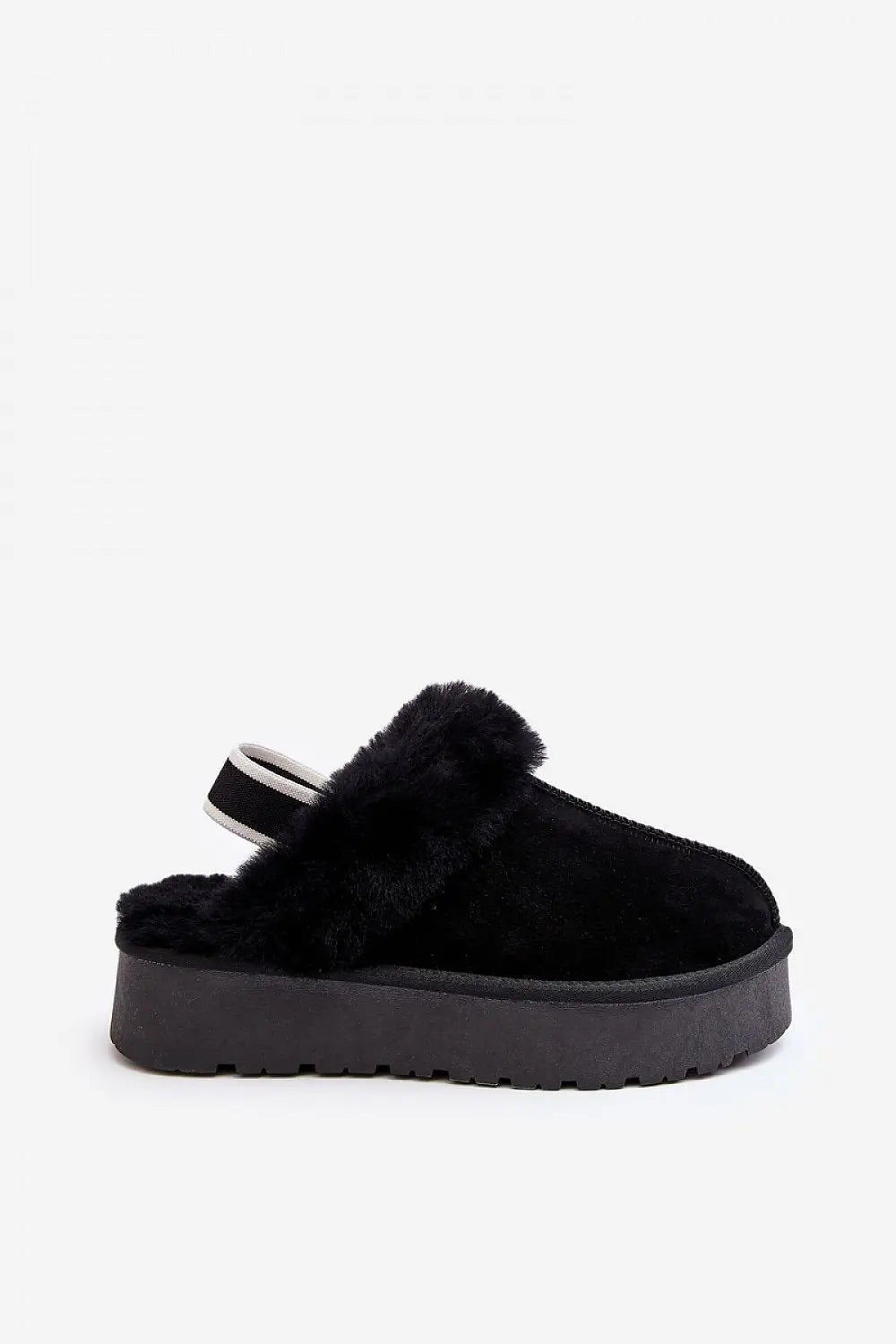 Step in style Fashionable women's slippers made of natural suede