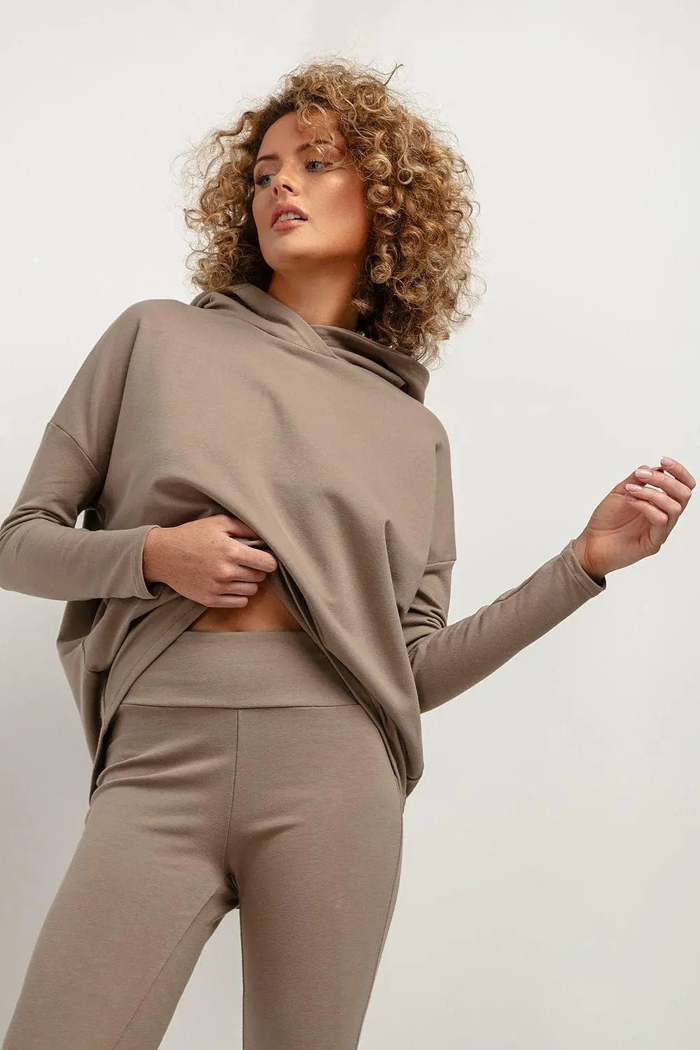 Tessita soft knit fabric set sweatshirt