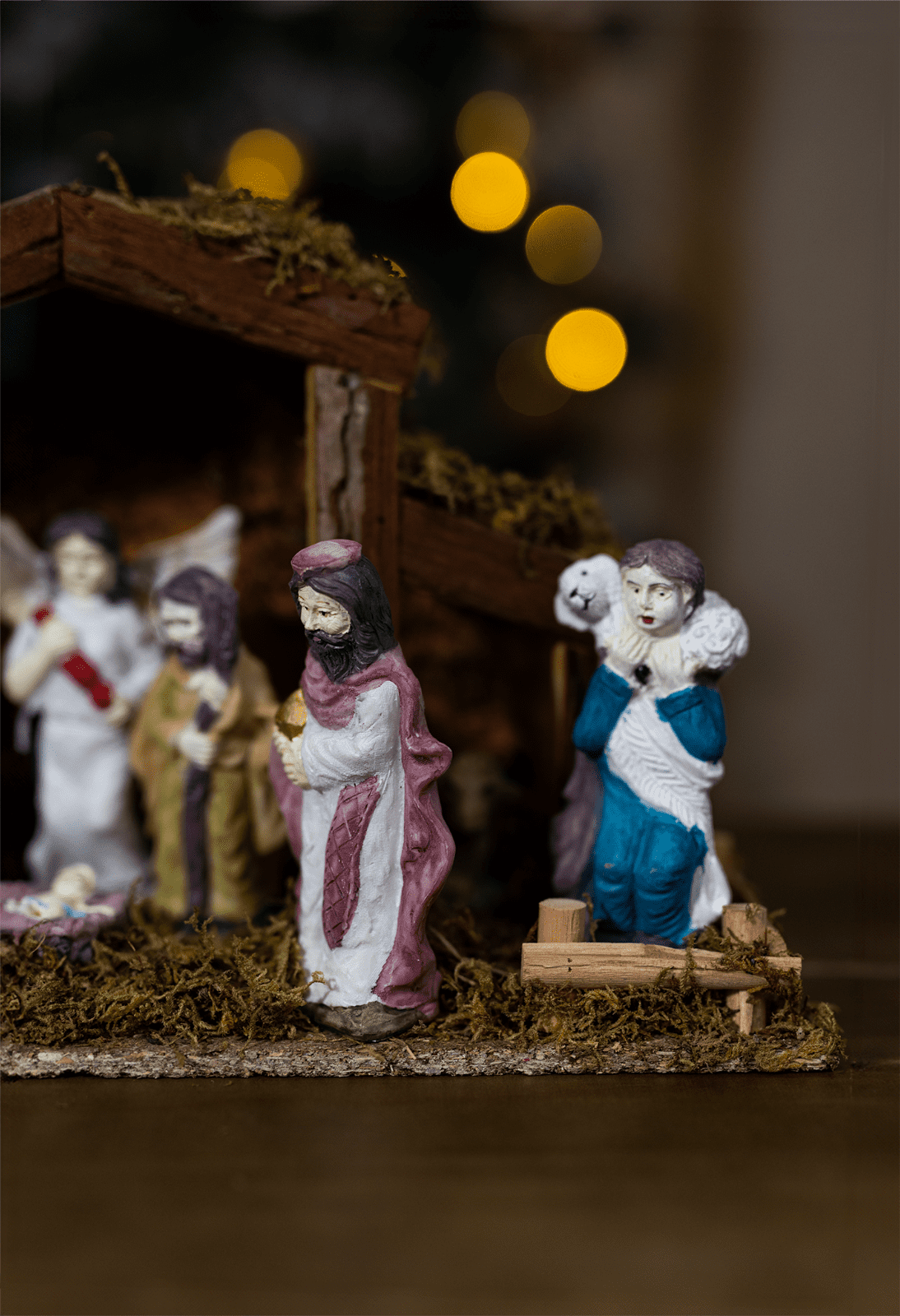 Christmas Nativity Scene Resin Ornament Multicoloured 38cm