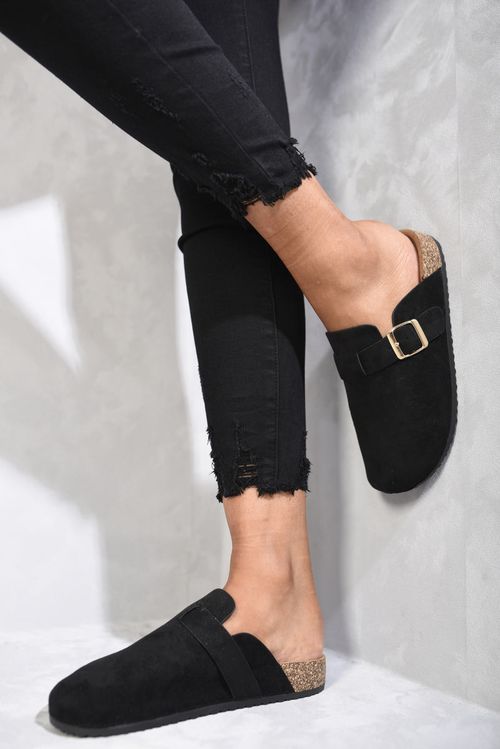 https://images.avasam.com/?w=500&url=https://avasamnew.s3.amazonaws.com/live//ikrush-danica-suede-with-buckle-details-slip-on-sandals-1707495705537068.jpg