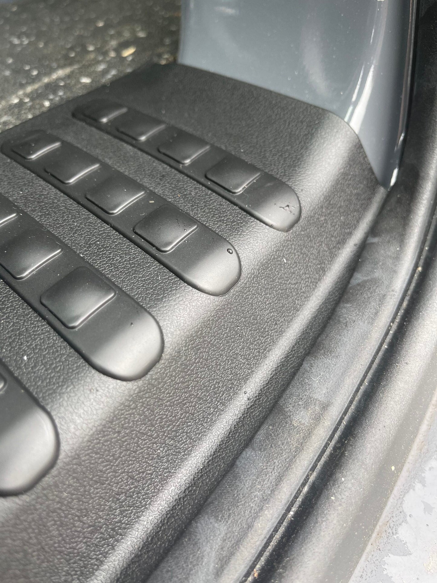 For VW T6 V3 Barndoor Threshold Cover + Side Step