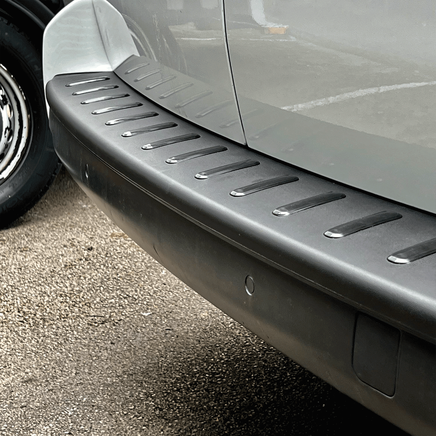 For Vauxhall Vivaro Rear Bumper Protector – Black Plastic Trim for Campervan, Motorhome & Auto-Sleeper