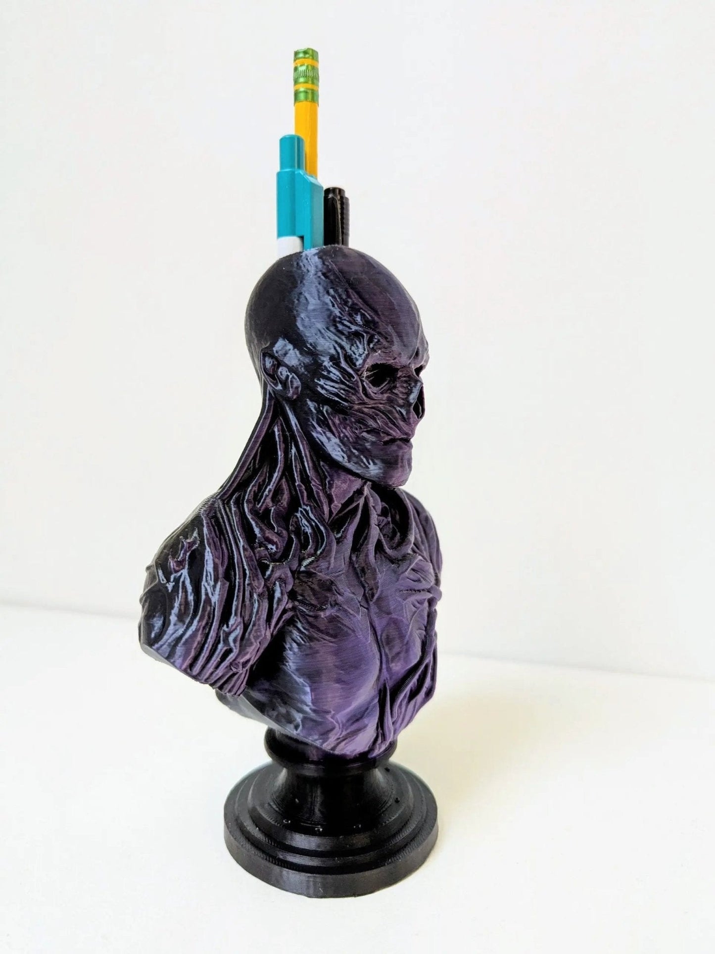 Vecna Bust Pen Pot / Brush Holder – stranger things Desk Ornament
