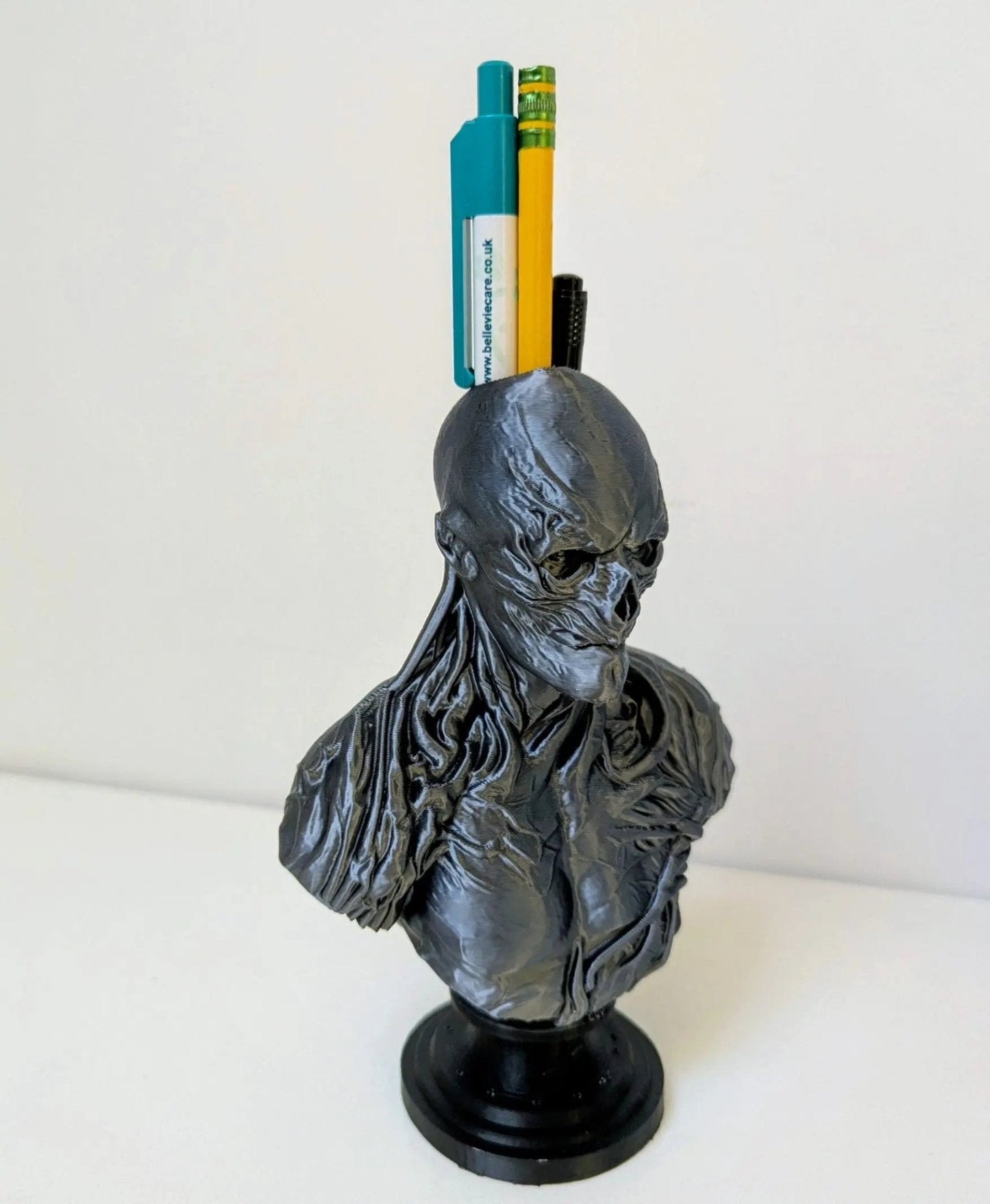 Vecna Bust Pen Pot / Brush Holder – stranger things Desk Ornament