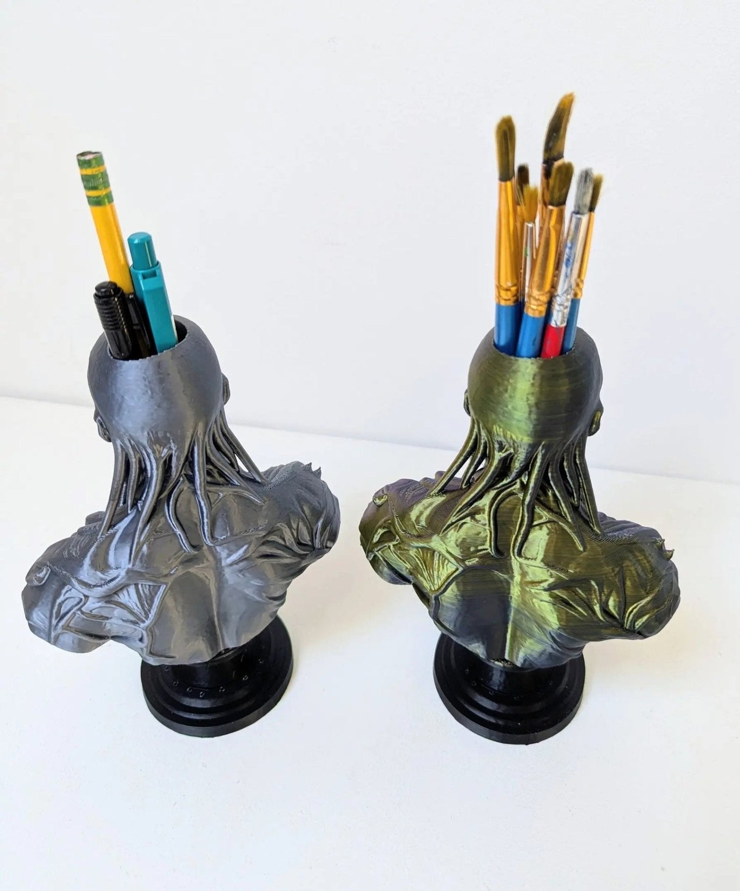 Vecna Bust Pen Pot / Brush Holder – stranger things Desk Ornament