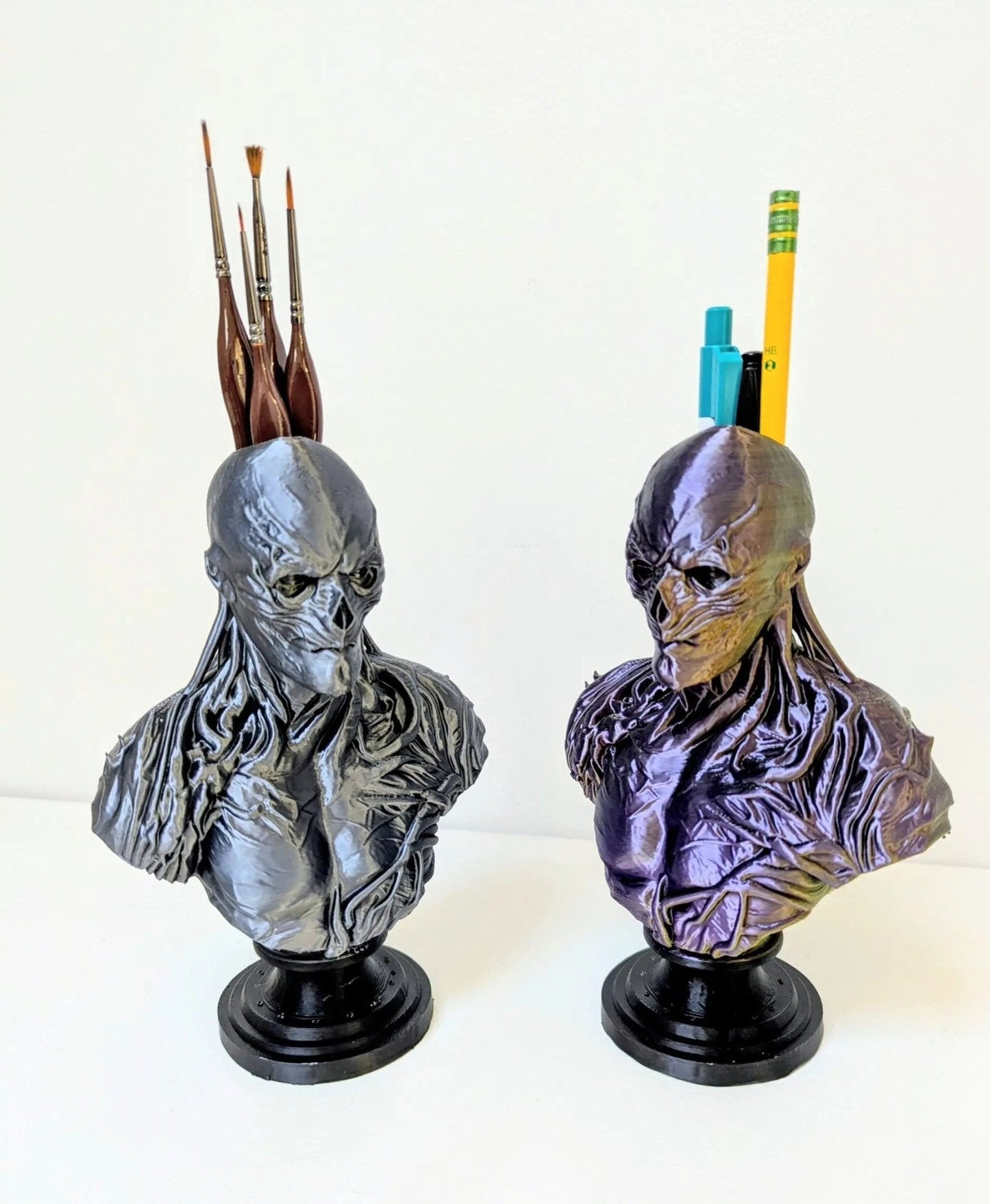 Vecna Bust Pen Pot / Brush Holder – stranger things Desk Ornament