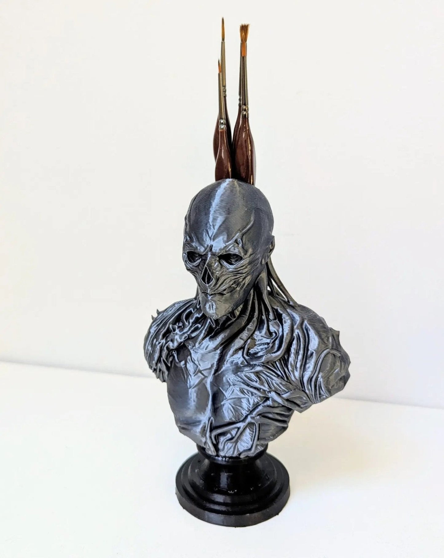 Vecna Bust Pen Pot / Brush Holder – stranger things Desk Ornament