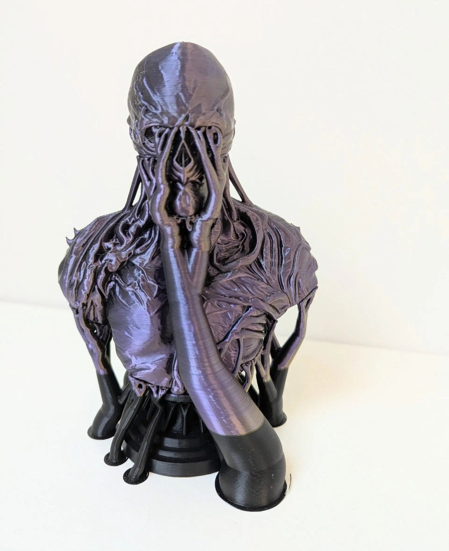 Vecna Bust Pen Pot / Brush Holder – stranger things Desk Ornament