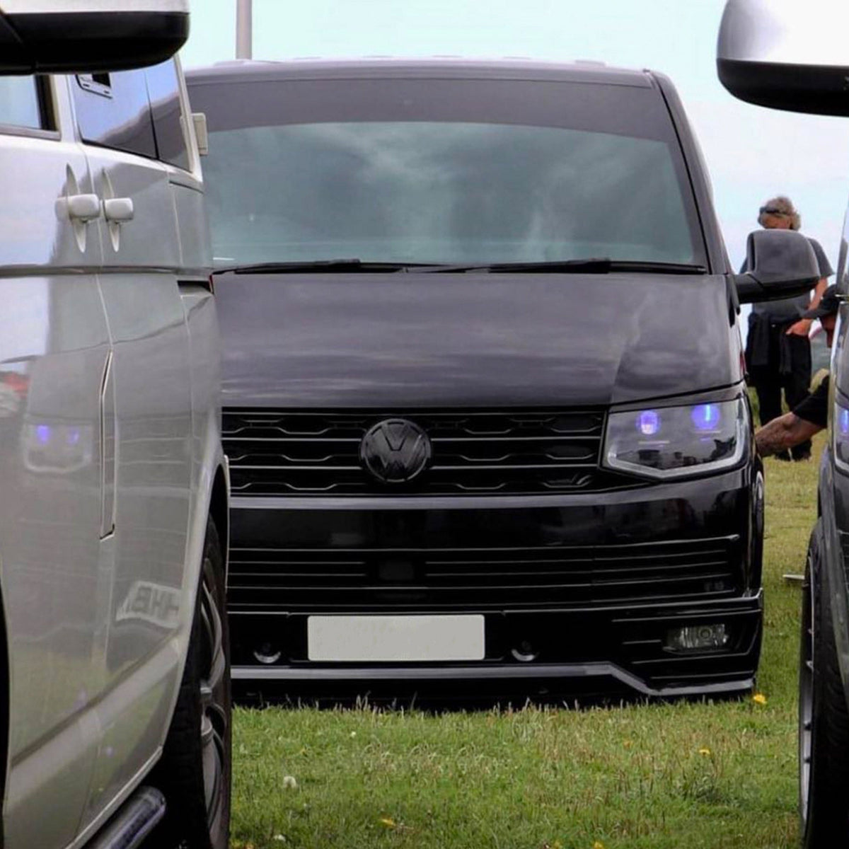 For VW T6 Front R-Line Badgeless Grille Gloss Black Upgrade Styling Kit - Van-X