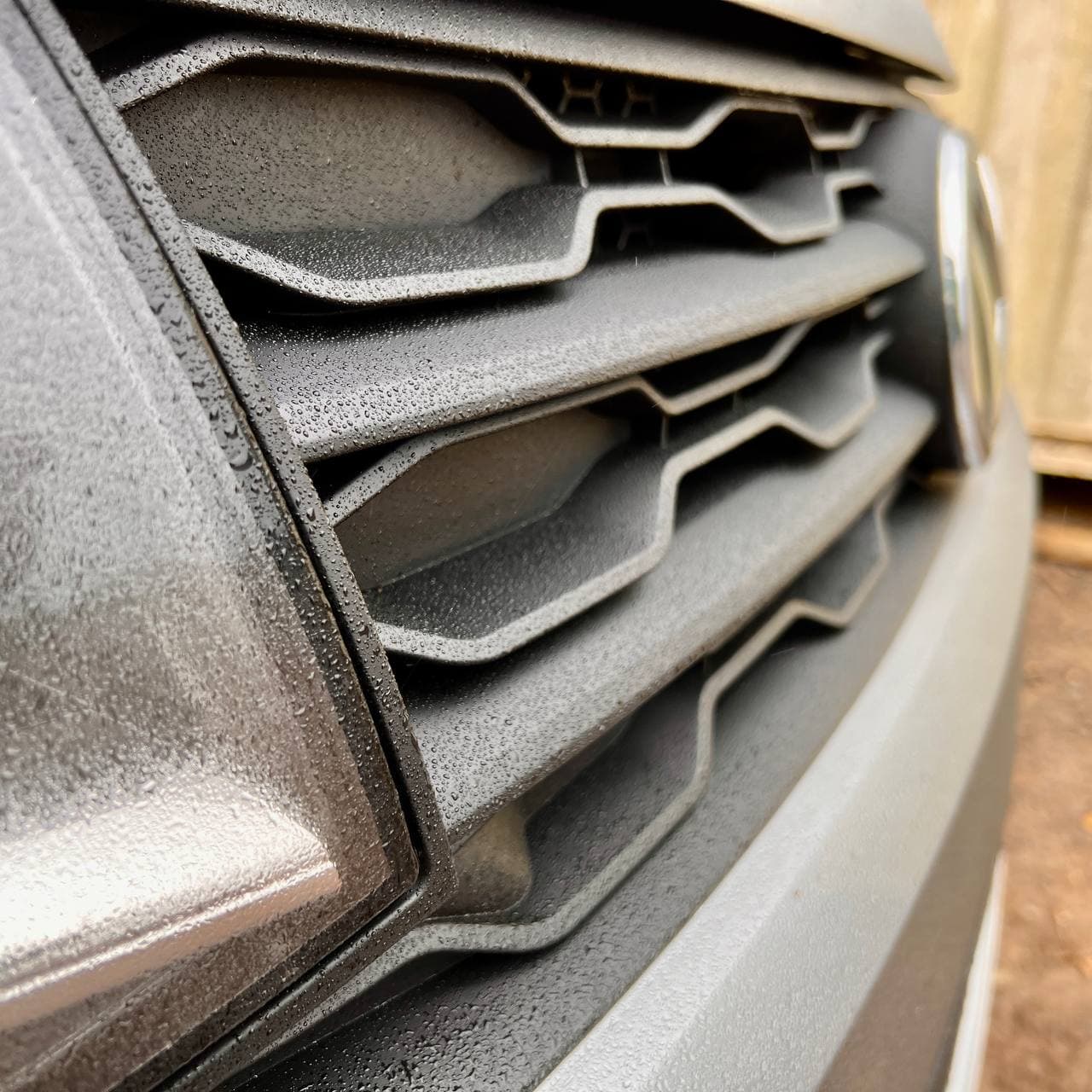 For VW T6 Front R-Line Badgeless Grille - Matte Black