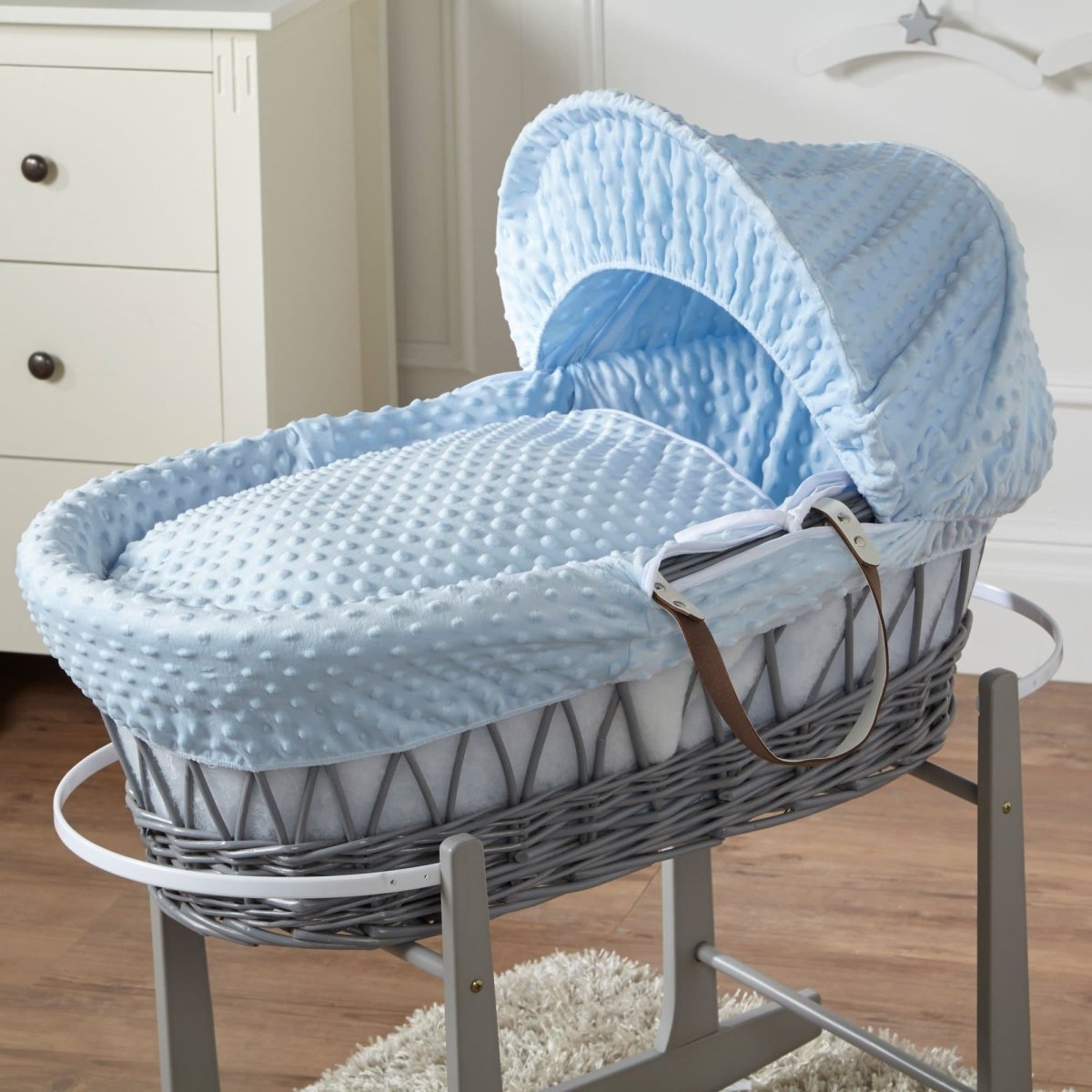 Wicker Moses Basket-No stand included.