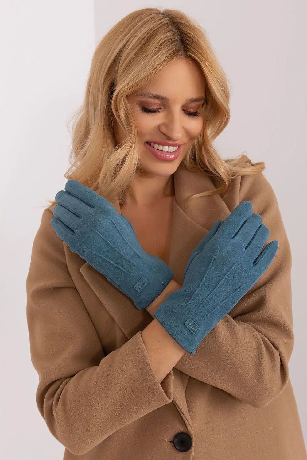 Women's Stylish Gloves with Smooth Finish, Wrist Patch & Phone Access