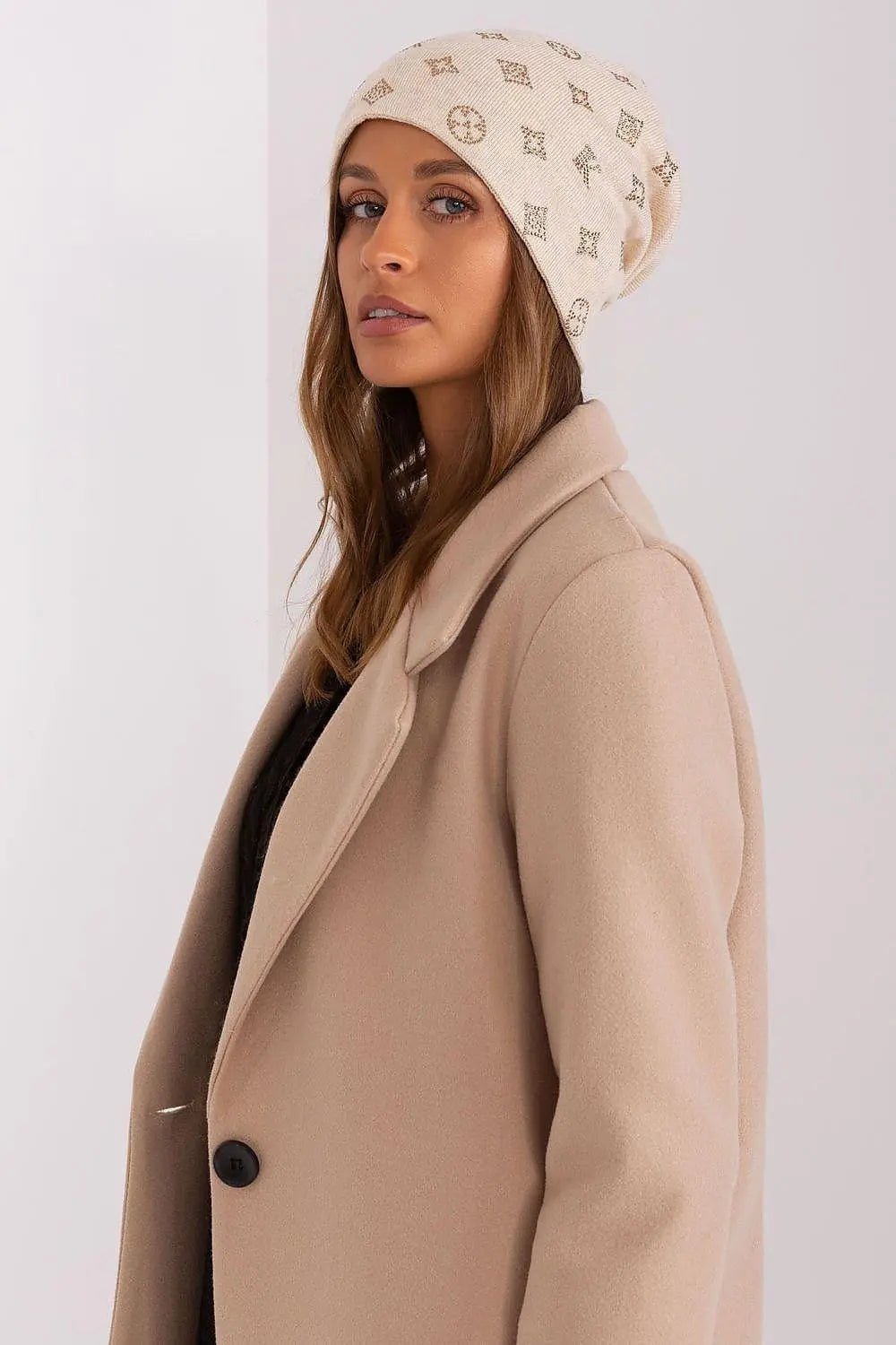 Women's Winter Beanie – Warm Cashmere Blend with Rhinestone Detail
